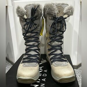 Santana Canada Women's Size 6 Boots NWT